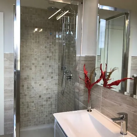 La Ghirlanda 3* Arezzo